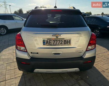Серый Шевроле Trax, объемом двигателя 1.4 л и пробегом 190 тыс. км за 10700 $, фото 5 на Automoto.ua
