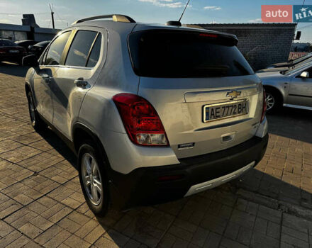 Серый Шевроле Trax, объемом двигателя 1.4 л и пробегом 190 тыс. км за 10700 $, фото 2 на Automoto.ua