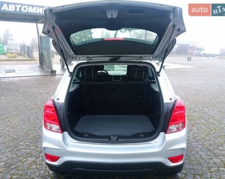 Серый Шевроле Trax, объемом двигателя 1.4 л и пробегом 218 тыс. км за 10800 $, фото 36 на Automoto.ua