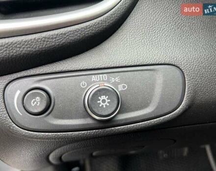 Серый Шевроле Trax, объемом двигателя 1.36 л и пробегом 104 тыс. км за 11300 $, фото 9 на Automoto.ua