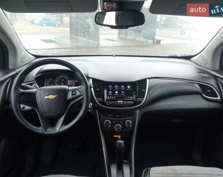 Серый Шевроле Trax, объемом двигателя 1.4 л и пробегом 218 тыс. км за 10800 $, фото 28 на Automoto.ua