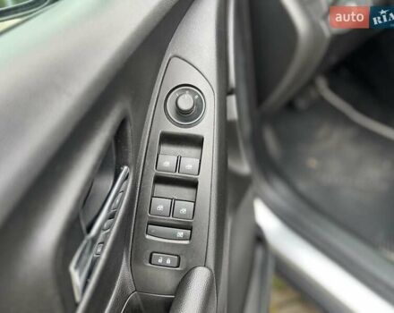 Серый Шевроле Trax, объемом двигателя 1.36 л и пробегом 104 тыс. км за 11300 $, фото 12 на Automoto.ua