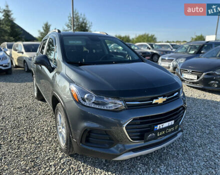Серый Шевроле Trax, объемом двигателя 1.4 л и пробегом 102 тыс. км за 12999 $, фото 2 на Automoto.ua