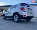 Шевроле Trax 2018 в Николаеве на Automoto.ua Серый Шевроле Trax, объемом двигателя 1.36 л и пробегом 90 тыс. км за 11200 $, фото 14 на Automoto.ua