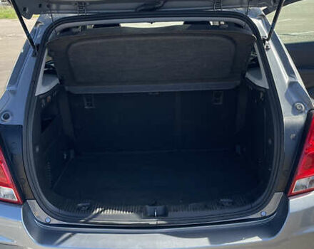 Серый Шевроле Trax, объемом двигателя 1.4 л и пробегом 115 тыс. км за 10000 $, фото 13 на Automoto.ua