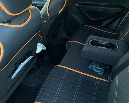 Сірий Шевроле Trax, об'ємом двигуна 1.4 л та пробігом 42 тис. км за 13500 $, фото 10 на Automoto.ua