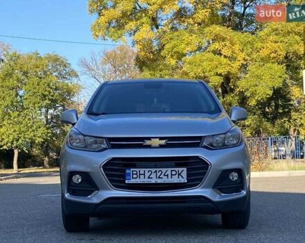 Шевроле Trax 2018 в Николаеве на Automoto.ua Серый Шевроле Trax, объемом двигателя 1.36 л и пробегом 90 тыс. км за 11200 $, фото 1 на Automoto.ua