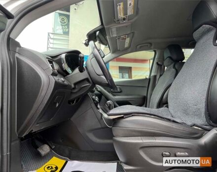 Сірий Шевроле Trax, об'ємом двигуна 1.4 л та пробігом 50 тис. км за 12999 $, фото 9 на Automoto.ua