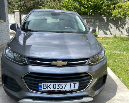 Шевроле Trax 2019 в Ровно на Automoto.ua Серый Шевроле Trax, объемом двигателя 1.4 л и пробегом 141 тыс. км за 12300 $, фото 6 на Automoto.ua