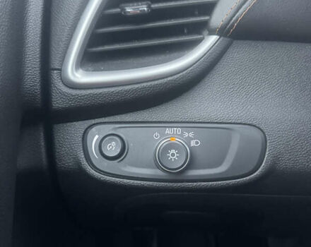 Серый Шевроле Trax, объемом двигателя 1.4 л и пробегом 202 тыс. км за 9600 $, фото 37 на Automoto.ua