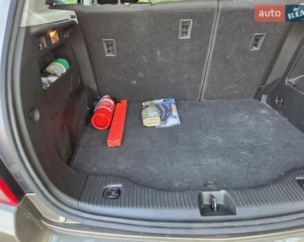 Серый Шевроле Trax, объемом двигателя 1.4 л и пробегом 19 тыс. км за 14400 $, фото 12 на Automoto.ua