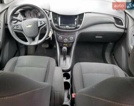 Серый Шевроле Trax, объемом двигателя 1.4 л и пробегом 38 тыс. км за 3000 $, фото 7 на Automoto.ua