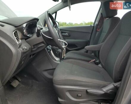 Серый Шевроле Trax, объемом двигателя 1.4 л и пробегом 38 тыс. км за 3000 $, фото 6 на Automoto.ua