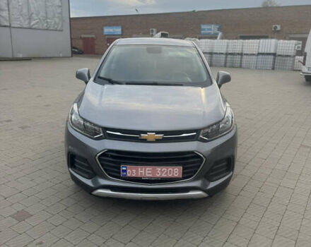 Серый Шевроле Trax, объемом двигателя 1.4 л и пробегом 202 тыс. км за 9600 $, фото 4 на Automoto.ua