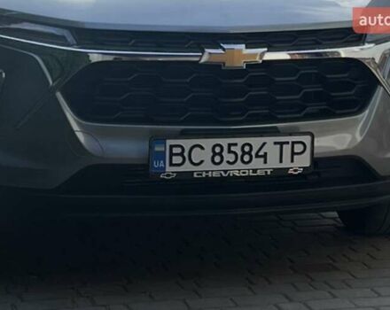 Шевроле Trax 2023 в Львове на Automoto.ua Серый Шевроле Trax, объемом двигателя 1.2 л и пробегом 64 тыс. км за 19200 $, фото 1 на Automoto.ua