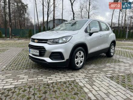 Серый Шевроле Trax, объемом двигателя 1.36 л и пробегом 104 тыс. км за 10900 $, фото 1 на Automoto.ua