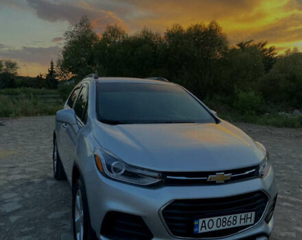 Сірий Шевроле Trax, об'ємом двигуна 1.36 л та пробігом 128 тис. км за 11000 $, фото 1 на Automoto.ua