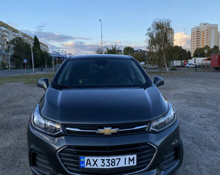 Шевроле Trax 2018 у Харкові на Automoto.ua Сірий Шевроле Trax, об'ємом двигуна 1.4 л та пробігом 42 тис. км за 13500 $, фото 1 на Automoto.ua