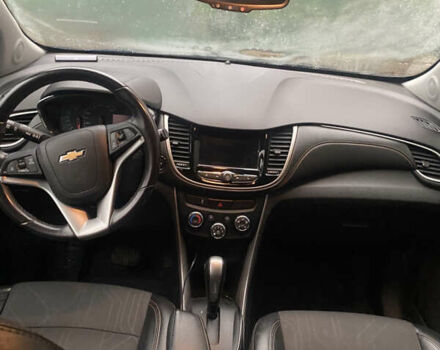 Синий Шевроле Trax, объемом двигателя 1.36 л и пробегом 80 тыс. км за 12800 $, фото 16 на Automoto.ua