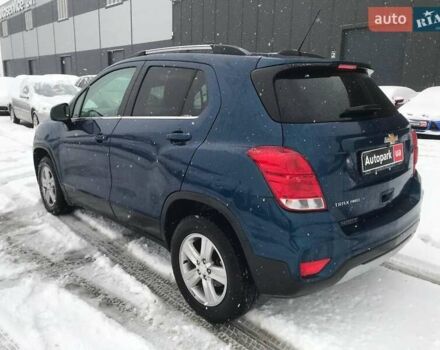 Синий Шевроле Trax, объемом двигателя 1.4 л и пробегом 35 тыс. км за 15740 $, фото 4 на Automoto.ua