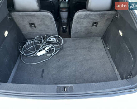 Белый Шевроле Вольт, объемом двигателя 1.4 л и пробегом 262 тыс. км за 11000 $, фото 52 на Automoto.ua