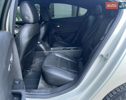 Белый Шевроле Вольт, объемом двигателя 1.4 л и пробегом 262 тыс. км за 11000 $, фото 47 на Automoto.ua