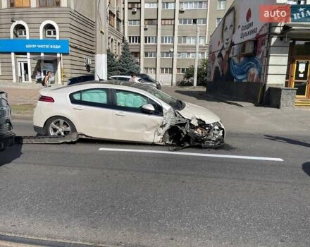 Белый Шевроле Вольт, объемом двигателя 1.4 л и пробегом 170 тыс. км за 5500 $, фото 2 на Automoto.ua