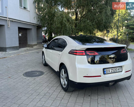 Белый Шевроле Вольт, объемом двигателя 1.4 л и пробегом 262 тыс. км за 11000 $, фото 10 на Automoto.ua
