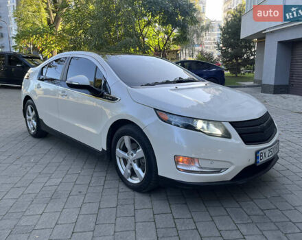 Белый Шевроле Вольт, объемом двигателя 1.4 л и пробегом 263 тыс. км за 11000 $, фото 12 на Automoto.ua