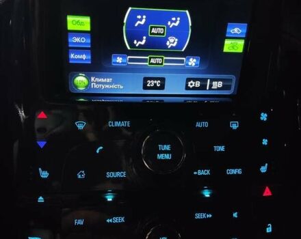 Белый Шевроле Вольт, объемом двигателя 1.4 л и пробегом 151 тыс. км за 12900 $, фото 19 на Automoto.ua