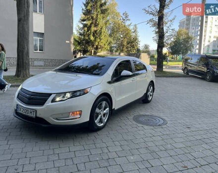 Белый Шевроле Вольт, объемом двигателя 1.4 л и пробегом 262 тыс. км за 11000 $, фото 12 на Automoto.ua