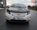 Белый Шевроле Вольт, объемом двигателя 1.4 л и пробегом 151 тыс. км за 12900 $, фото 10 на Automoto.ua