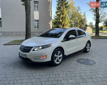 Белый Шевроле Вольт, объемом двигателя 1.4 л и пробегом 262 тыс. км за 11000 $, фото 6 на Automoto.ua