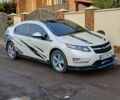 Белый Шевроле Вольт, объемом двигателя 1.4 л и пробегом 266 тыс. км за 9800 $, фото 1 на Automoto.ua