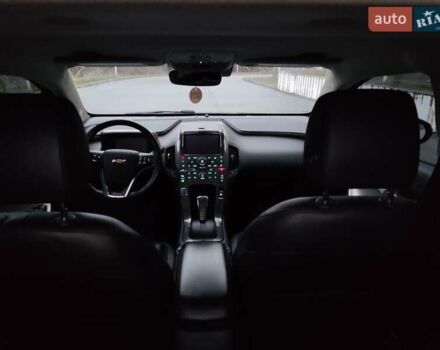 Белый Шевроле Вольт, объемом двигателя 1.4 л и пробегом 151 тыс. км за 12900 $, фото 24 на Automoto.ua