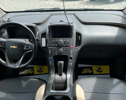 Белый Шевроле Вольт, объемом двигателя 0 л и пробегом 150 тыс. км за 9757 $, фото 12 на Automoto.ua