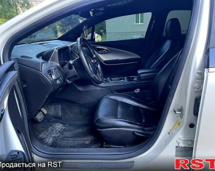 Білий Шевроле Вольт, об'ємом двигуна 1.4 л та пробігом 260 тис. км за 11500 $, фото 5 на Automoto.ua