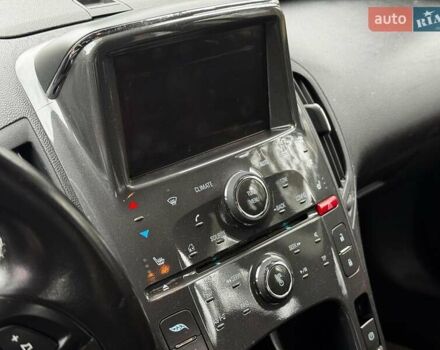 Белый Шевроле Вольт, объемом двигателя 1.4 л и пробегом 171 тыс. км за 10690 $, фото 16 на Automoto.ua