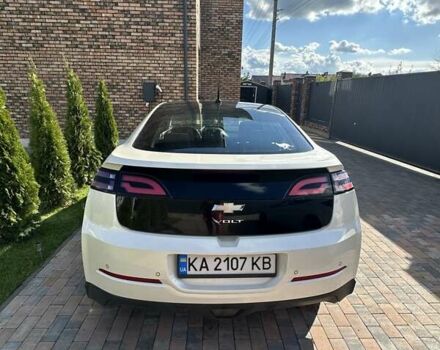 Белый Шевроле Вольт, объемом двигателя 1.4 л и пробегом 182 тыс. км за 10150 $, фото 11 на Automoto.ua