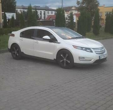 Белый Шевроле Вольт, объемом двигателя 1.4 л и пробегом 230 тыс. км за 13200 $, фото 2 на Automoto.ua