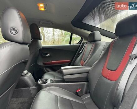 Белый Шевроле Вольт, объемом двигателя 1.4 л и пробегом 171 тыс. км за 10690 $, фото 12 на Automoto.ua