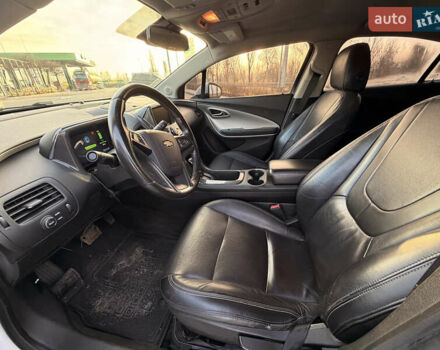 Білий Шевроле Вольт, об'ємом двигуна 1.4 л та пробігом 252 тис. км за 8499 $, фото 5 на Automoto.ua