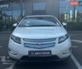 Белый Шевроле Вольт, объемом двигателя 1.4 л и пробегом 140 тыс. км за 10990 $, фото 2 на Automoto.ua