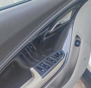 Білий Шевроле Вольт, об'ємом двигуна 1.4 л та пробігом 103 тис. км за 11500 $, фото 21 на Automoto.ua