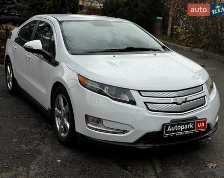 Белый Шевроле Вольт, объемом двигателя 1.4 л и пробегом 171 тыс. км за 10690 $, фото 1 на Automoto.ua