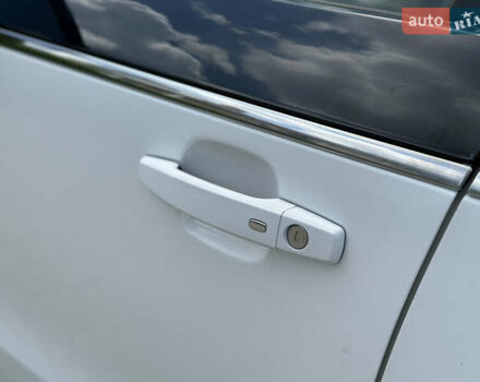 Білий Шевроле Вольт, об'ємом двигуна 1.4 л та пробігом 150 тис. км за 9000 $, фото 24 на Automoto.ua