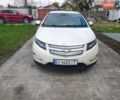 Белый Шевроле Вольт, объемом двигателя 1.4 л и пробегом 250 тыс. км за 7000 $, фото 1 на Automoto.ua