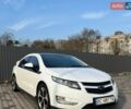 Белый Шевроле Вольт, объемом двигателя 1.4 л и пробегом 214 тыс. км за 11500 $, фото 1 на Automoto.ua