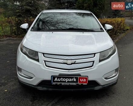 Белый Шевроле Вольт, объемом двигателя 1.4 л и пробегом 171 тыс. км за 10690 $, фото 2 на Automoto.ua