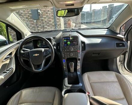 Белый Шевроле Вольт, объемом двигателя 1.4 л и пробегом 182 тыс. км за 10150 $, фото 8 на Automoto.ua